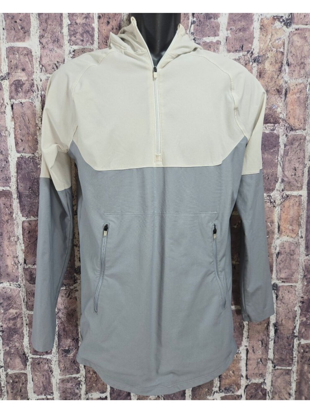Under Armour Threadborne Fitted Windbreaker Hooded Jacket Small